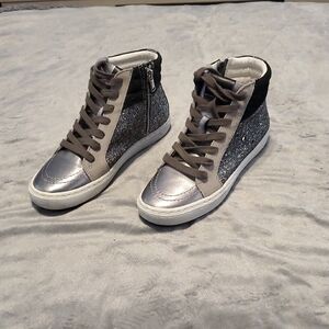 Steve Madden Black, Silver And White Sneakers